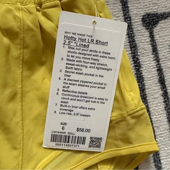 Lululemon Hotty Totty LR Short 2.5” Lined Athletic Shorts
